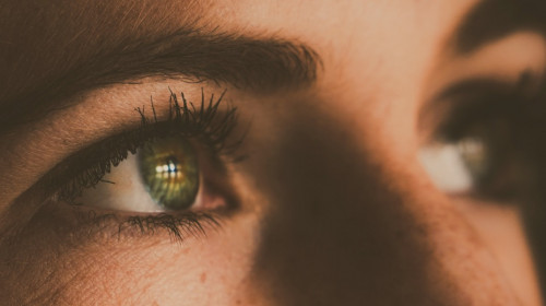 Десенсибилизация и переработка движениями глаз